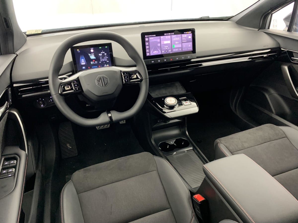 MG MG4 Electric 64kWh - 320 kW 4WD XPOWER