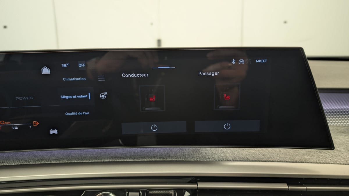 PEUGEOT 3008 Hybrid 145 e-DCS6 GT