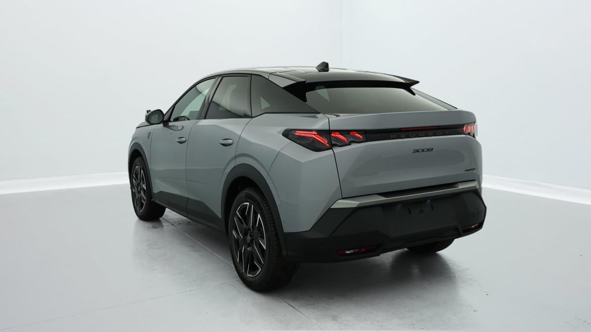 PEUGEOT 3008 Hybrid 145 e-DCS6 GT