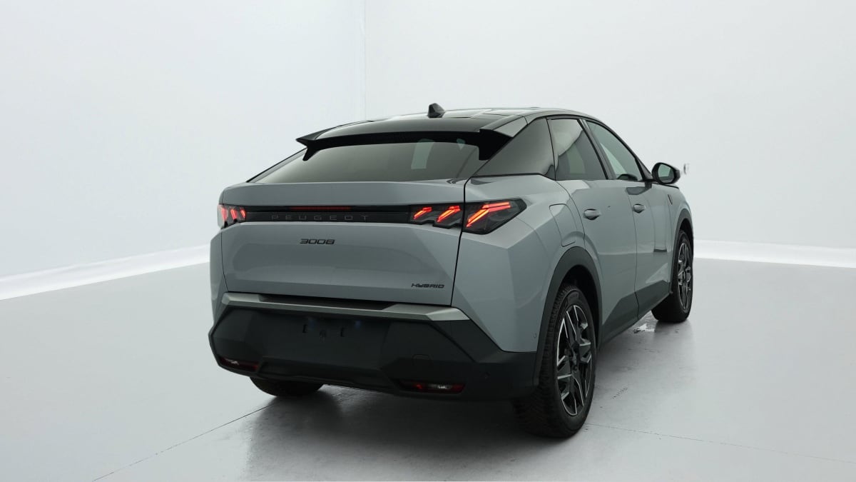 PEUGEOT 3008 Hybrid 145 e-DCS6 GT