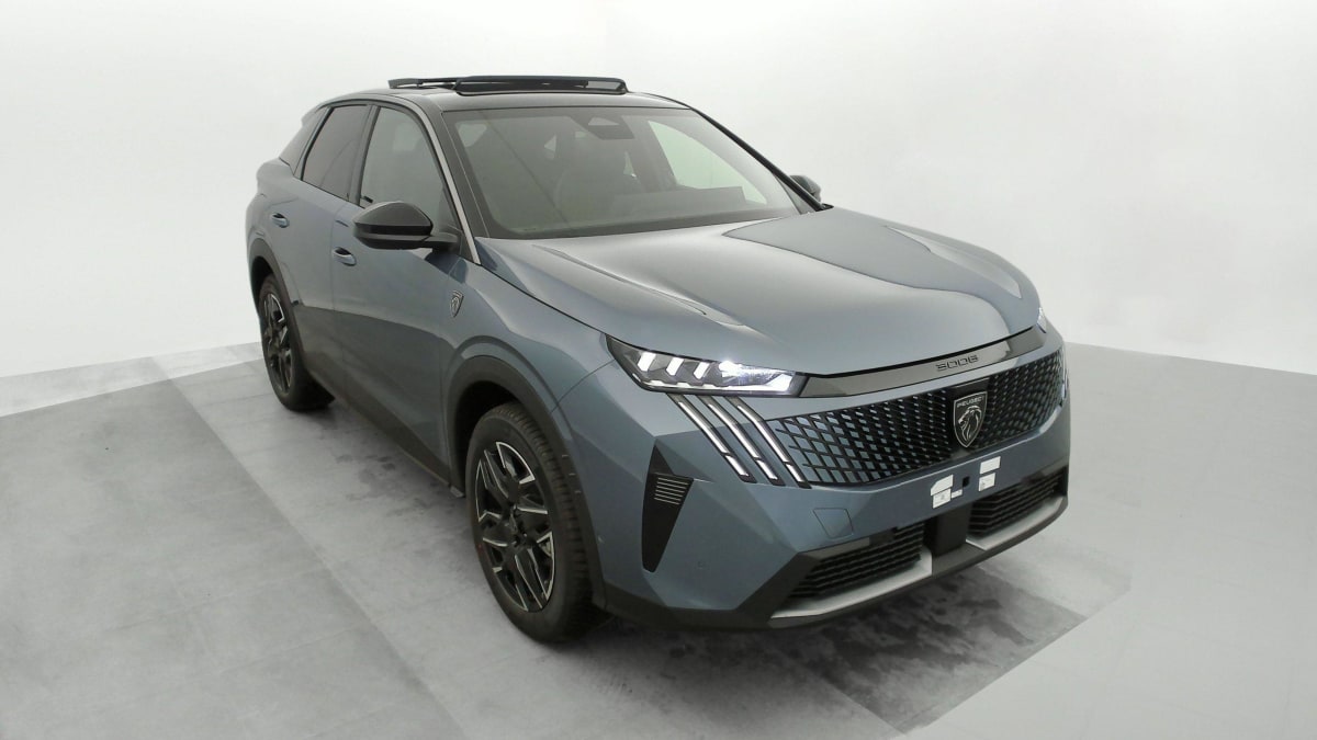 PEUGEOT 3008 Hybrid 145 e-DCS6 GT