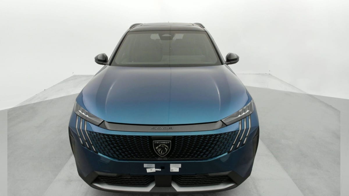 PEUGEOT 5008  HYBRID 145 E-DCS6 GT