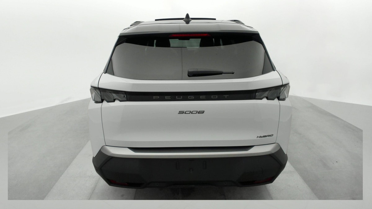 PEUGEOT 5008  HYBRID 145 E-DCS6 GT