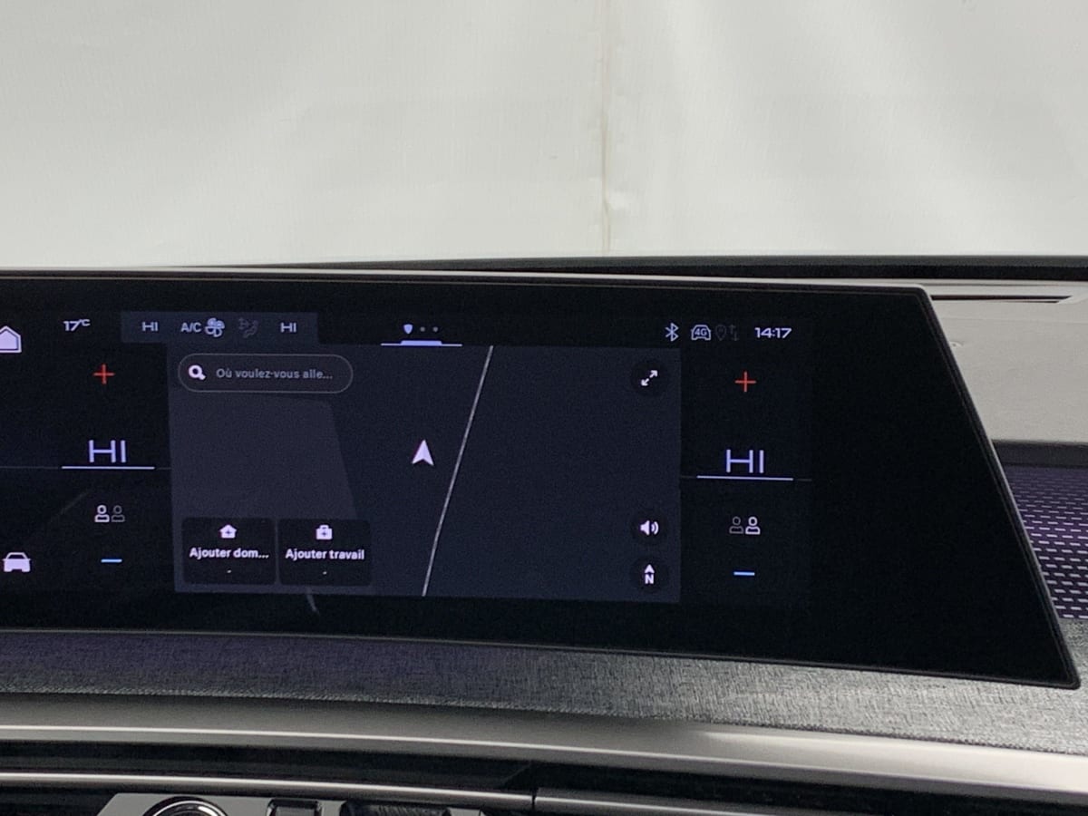 PEUGEOT 5008  HYBRID 145 E-DCS6 GT