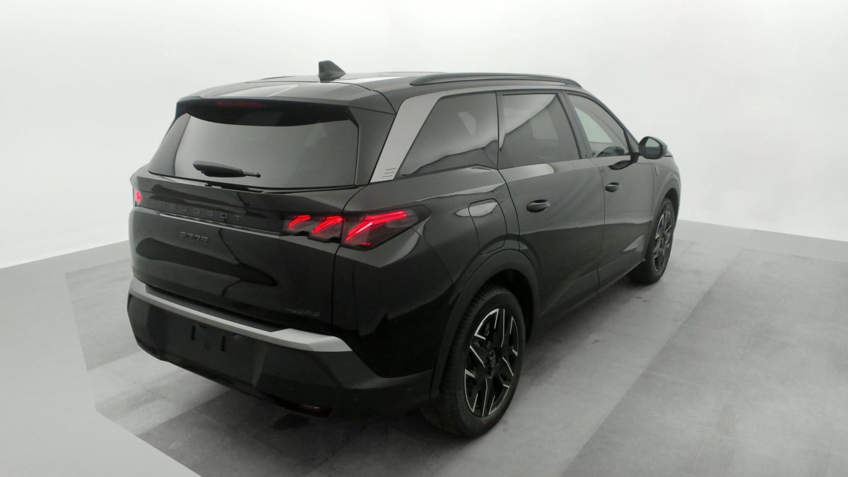 PEUGEOT 5008  HYBRID 145 E-DCS6 GT