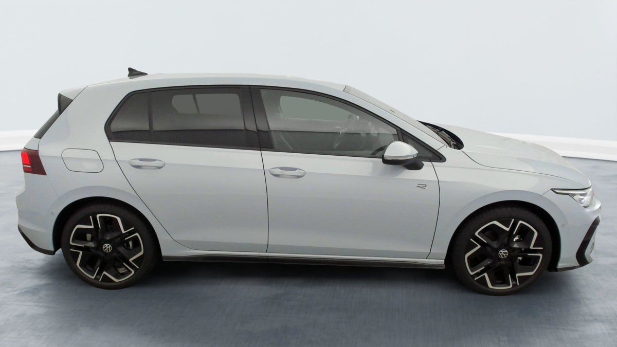VOLKSWAGEN GOLF 8 2.0 TDI 150 DSG7 R-LINE