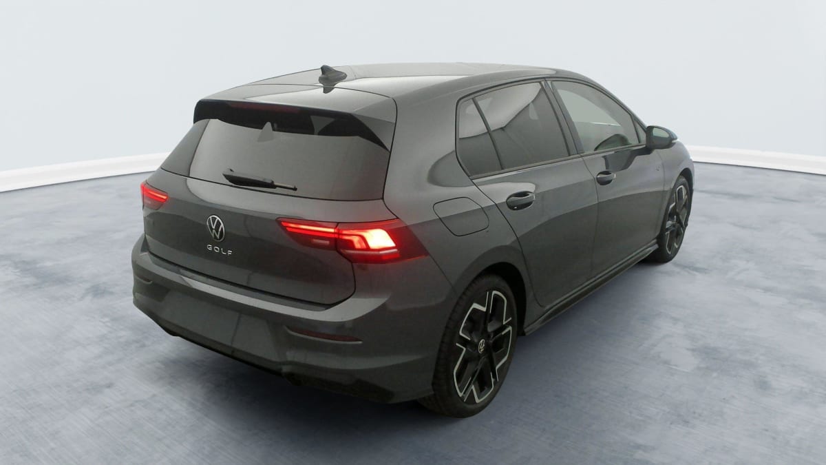 VOLKSWAGEN GOLF 8 2.0 TDI 150 DSG7 R-LINE