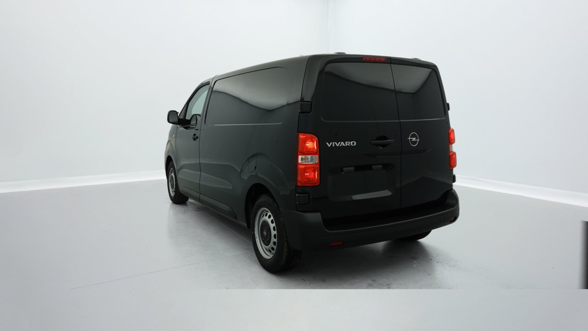 OPEL VIVARO FOURGON TAILLE M BLUEHDI 145 S S EAT8