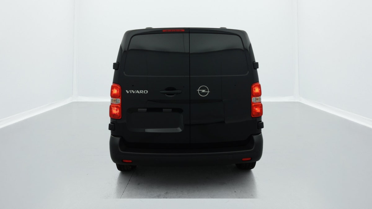 OPEL VIVARO FOURGON TAILLE M BLUEHDI 145 S S EAT8