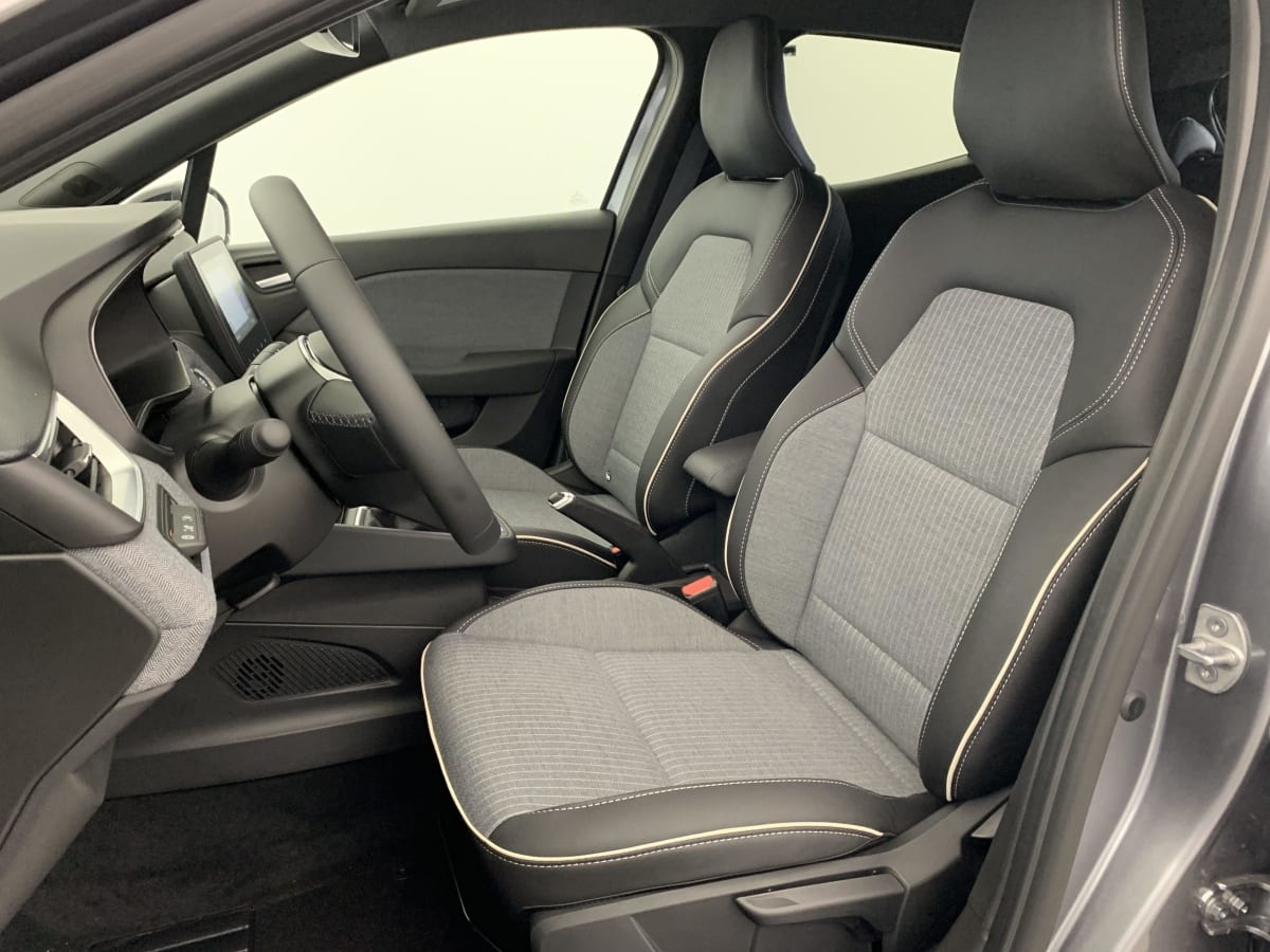 RENAULT CLIO TCE 90 GSR2 TECHNO