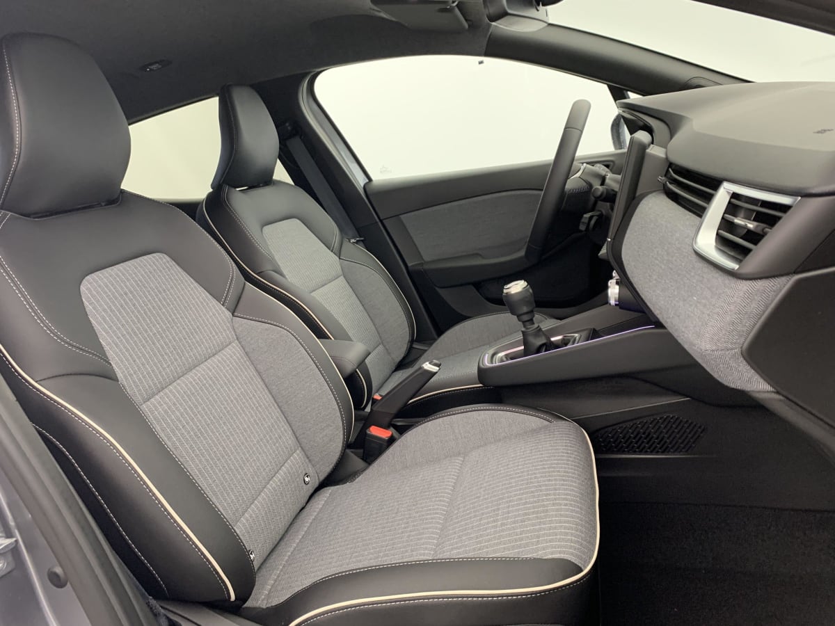 RENAULT CLIO TCE 90 GSR2 TECHNO