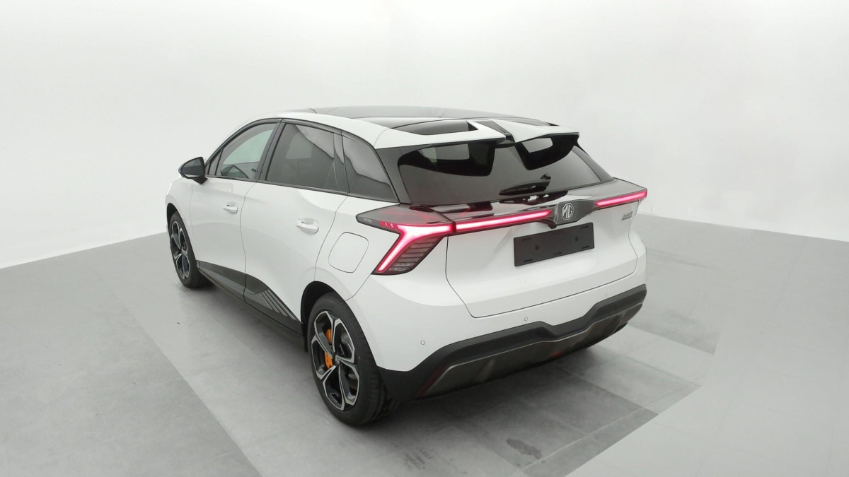 MG MG4 ELECTRIC 77KWH - 180 KW 2WD LUXURY