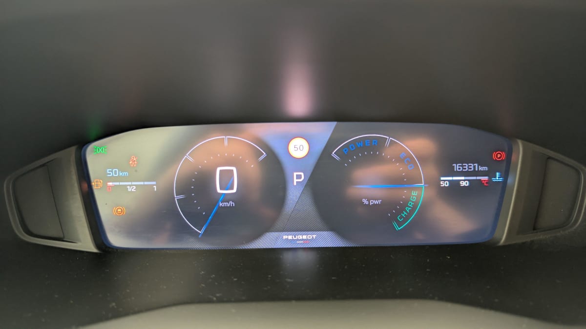 PEUGEOT 208 Hybrid 100 e-DCS6 Allure
