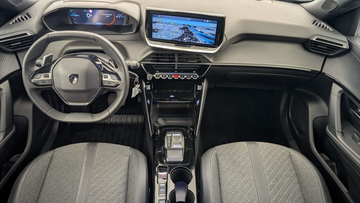 PEUGEOT 2008 PureTech 130 S S EAT8 Allure