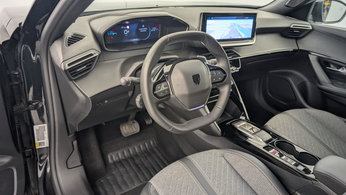 PEUGEOT 2008 PureTech 130 S S EAT8 Allure
