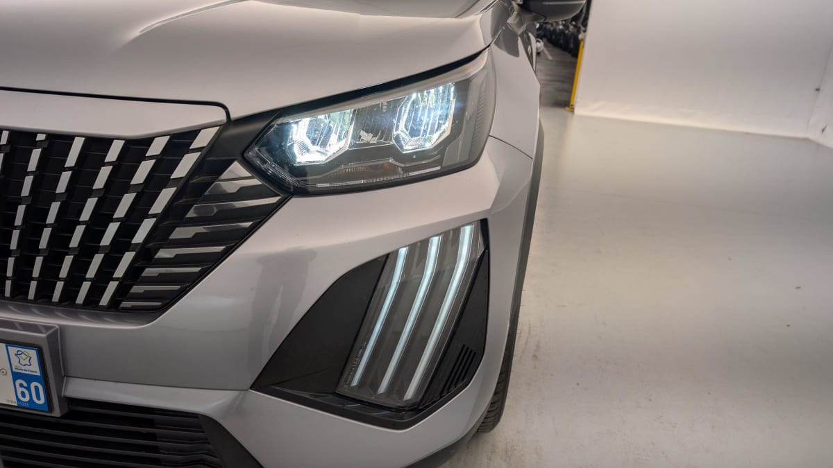 PEUGEOT 2008 PureTech 130 S S EAT8 Allure
