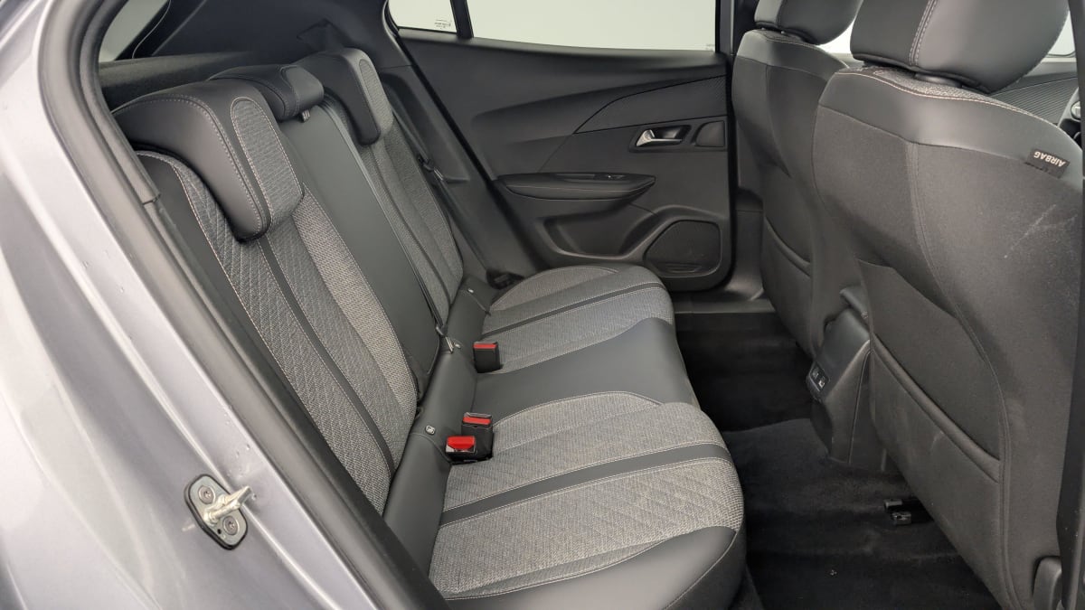 PEUGEOT 2008 PureTech 130 S S EAT8 Allure