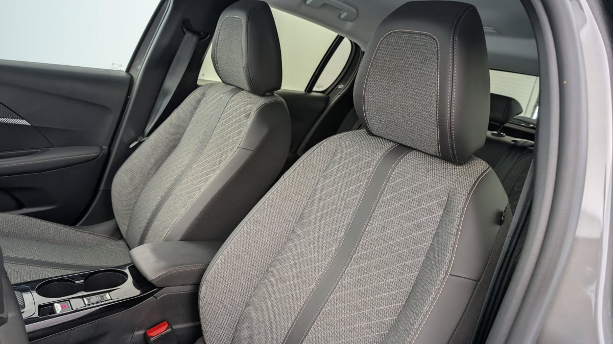 PEUGEOT 208 Hybrid 100 e-DCS6 Allure