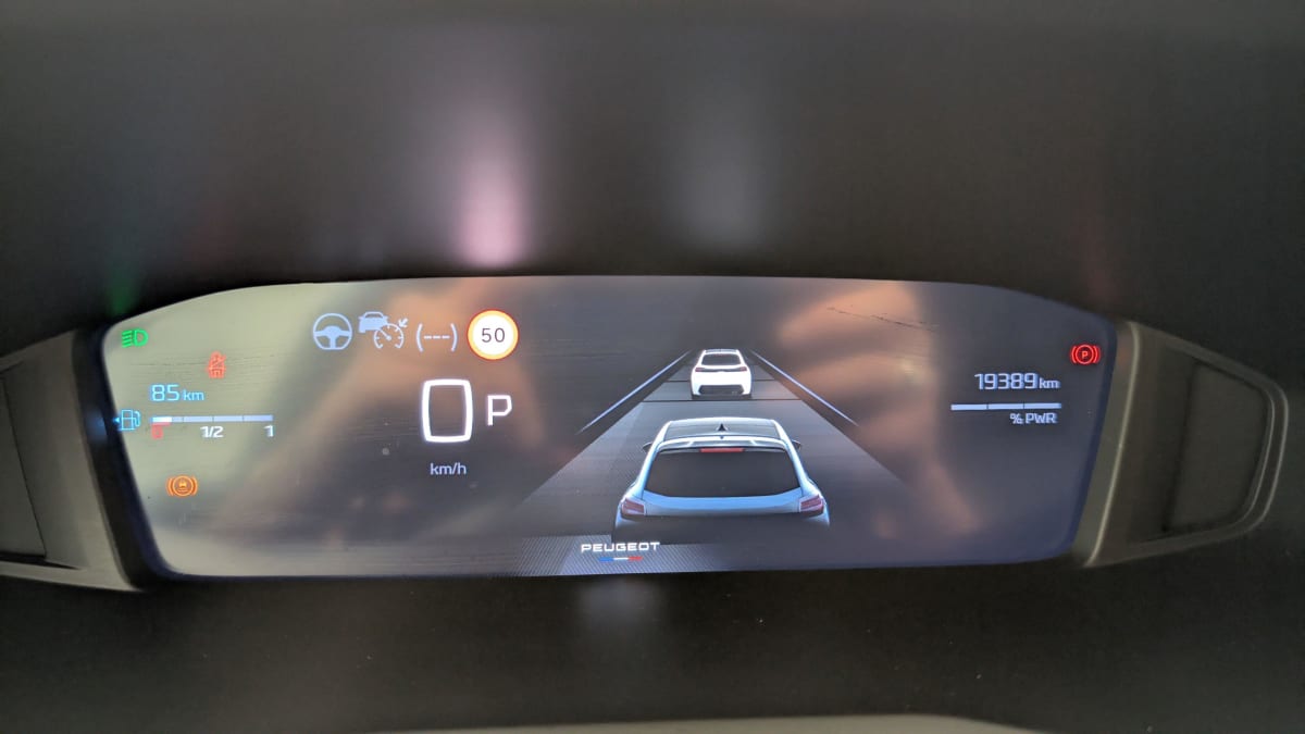 PEUGEOT 208 Hybrid 100 e-DCS6 Allure