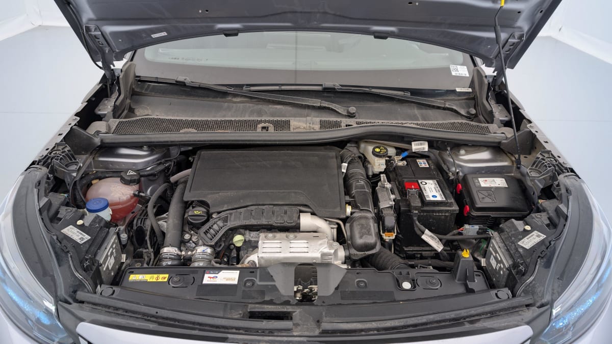 PEUGEOT 2008 PureTech 130 S S EAT8 GT