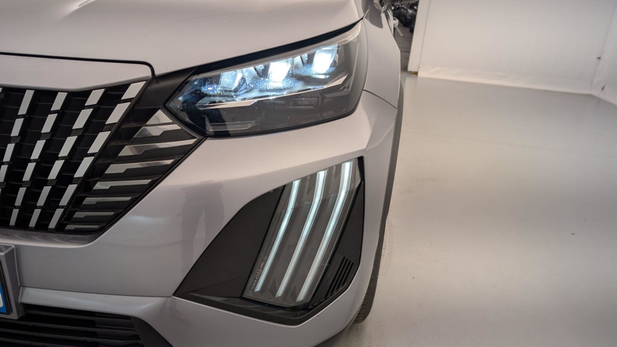 PEUGEOT 2008 PureTech 130 S S EAT8 GT