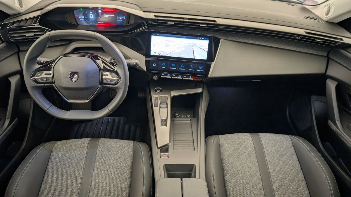PEUGEOT 408 Hybrid 136 e-DCS6 Allure