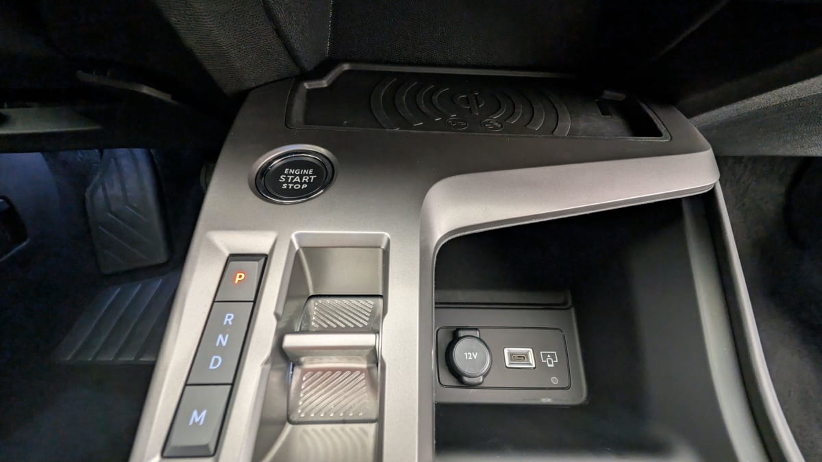 PEUGEOT 408 Hybrid 136 e-DCS6 Allure