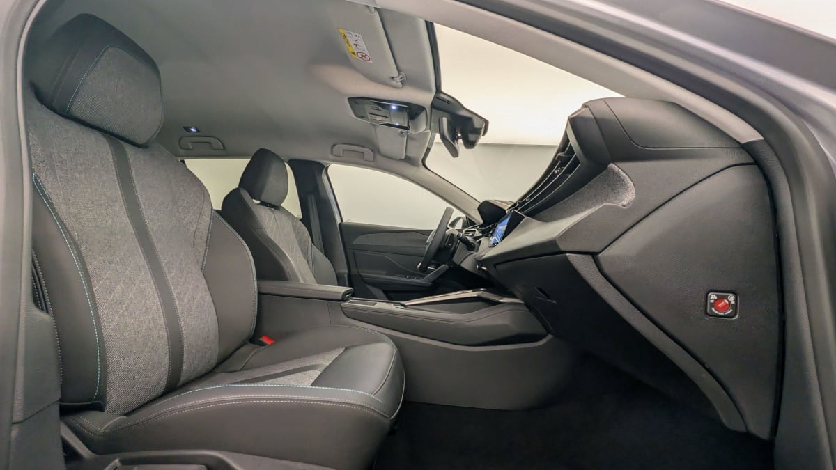PEUGEOT 408 Hybrid 136 e-DCS6 Allure