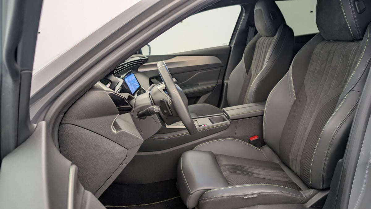 PEUGEOT 408 PureTech 130 ch S S EAT8 GT