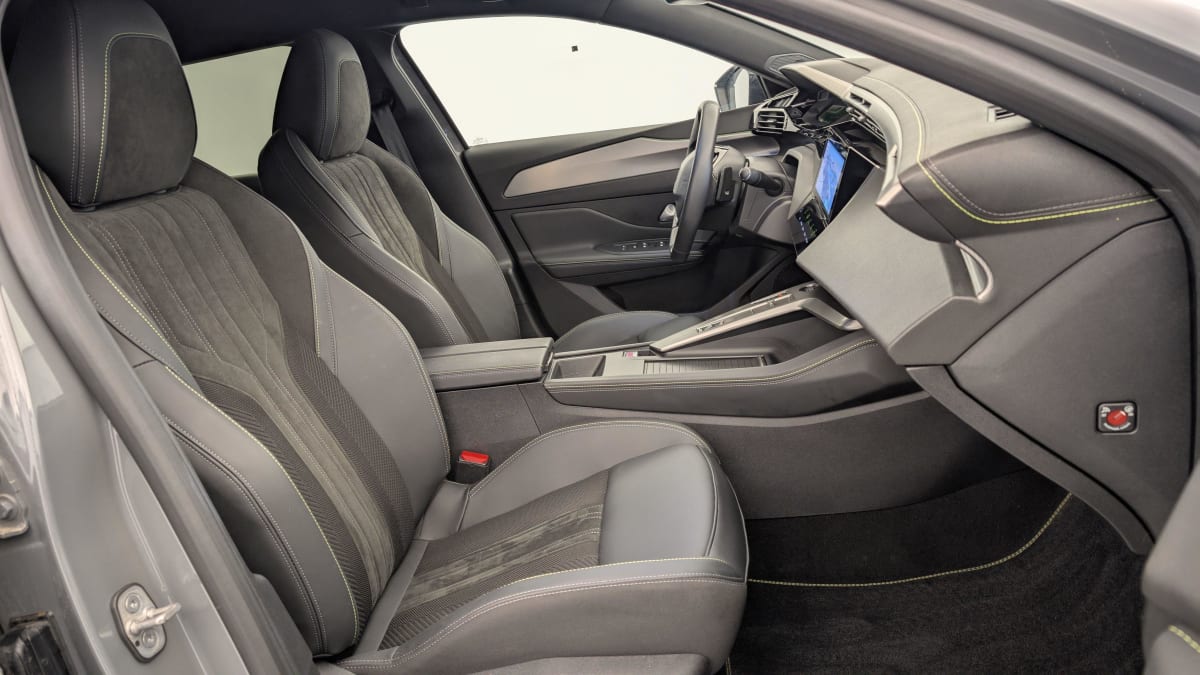 PEUGEOT 408 PureTech 130 ch S S EAT8 GT