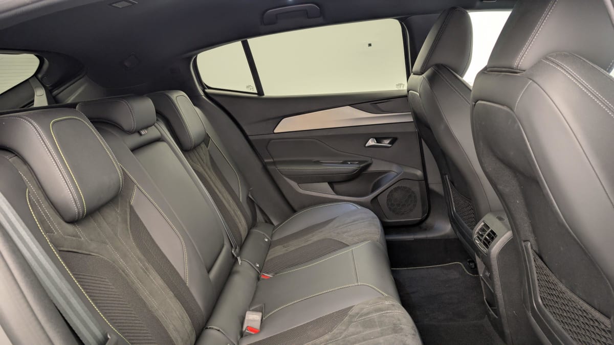 PEUGEOT 408 PureTech 130 ch S S EAT8 GT