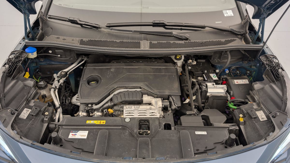 PEUGEOT 3008 Hybrid 136 e-DCS6 Allure Pack