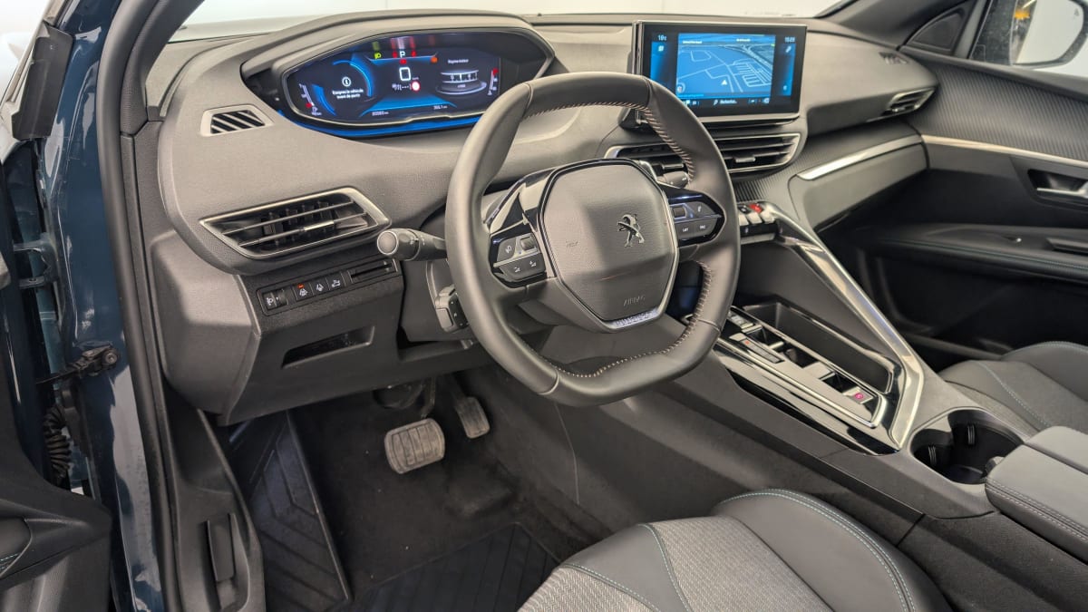 PEUGEOT 3008 Hybrid 136 e-DCS6 Allure Pack
