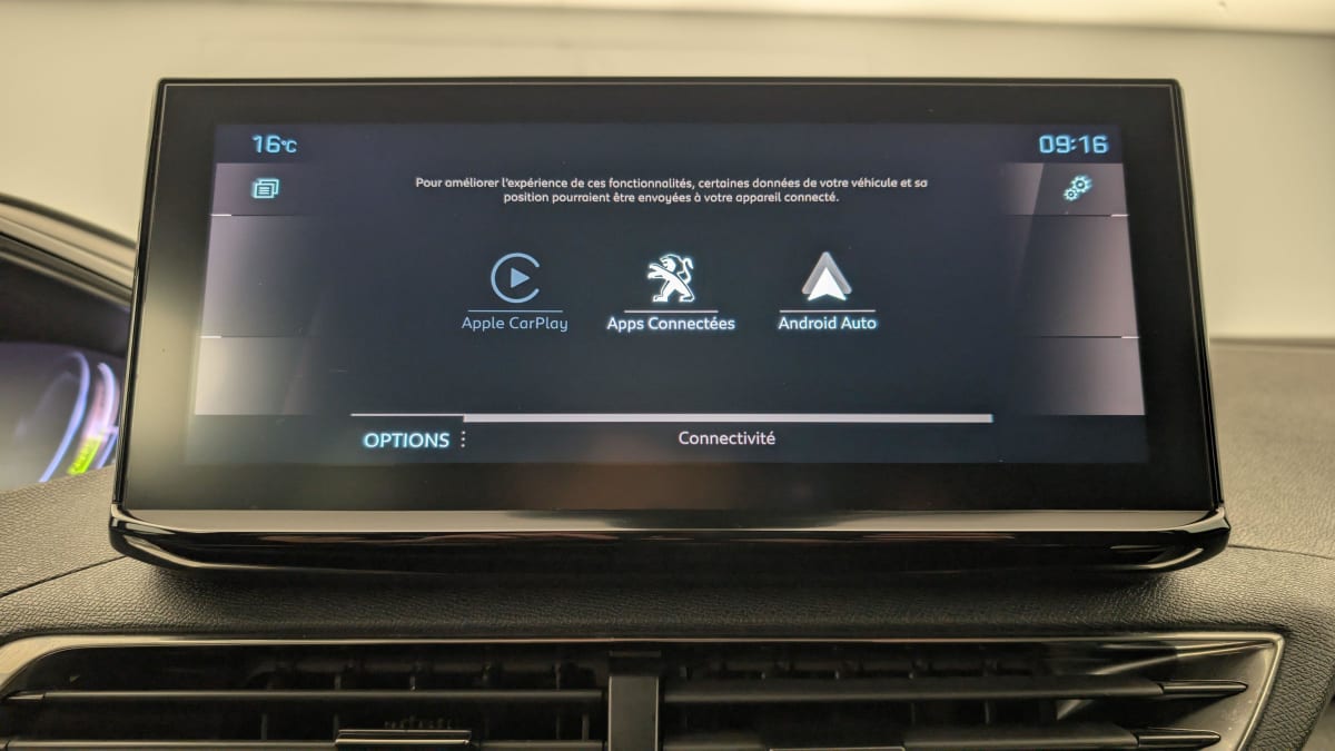 PEUGEOT 3008 Hybrid 136 e-DCS6 GT