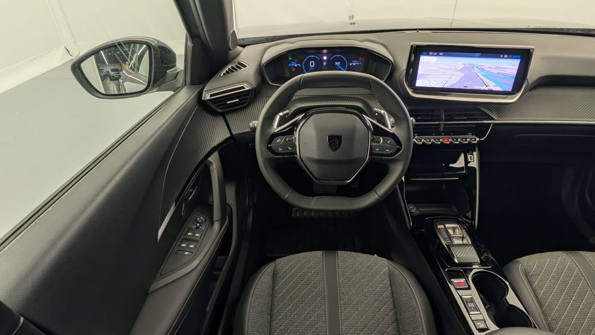 PEUGEOT 2008 PureTech 130 S S EAT8 Allure