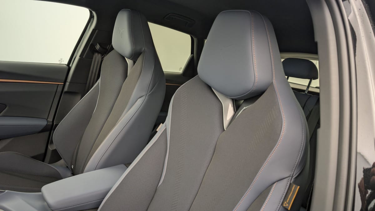 CUPRA TERRAMAR 1.5 eTSI Hybrid 150 ch DSG7 V