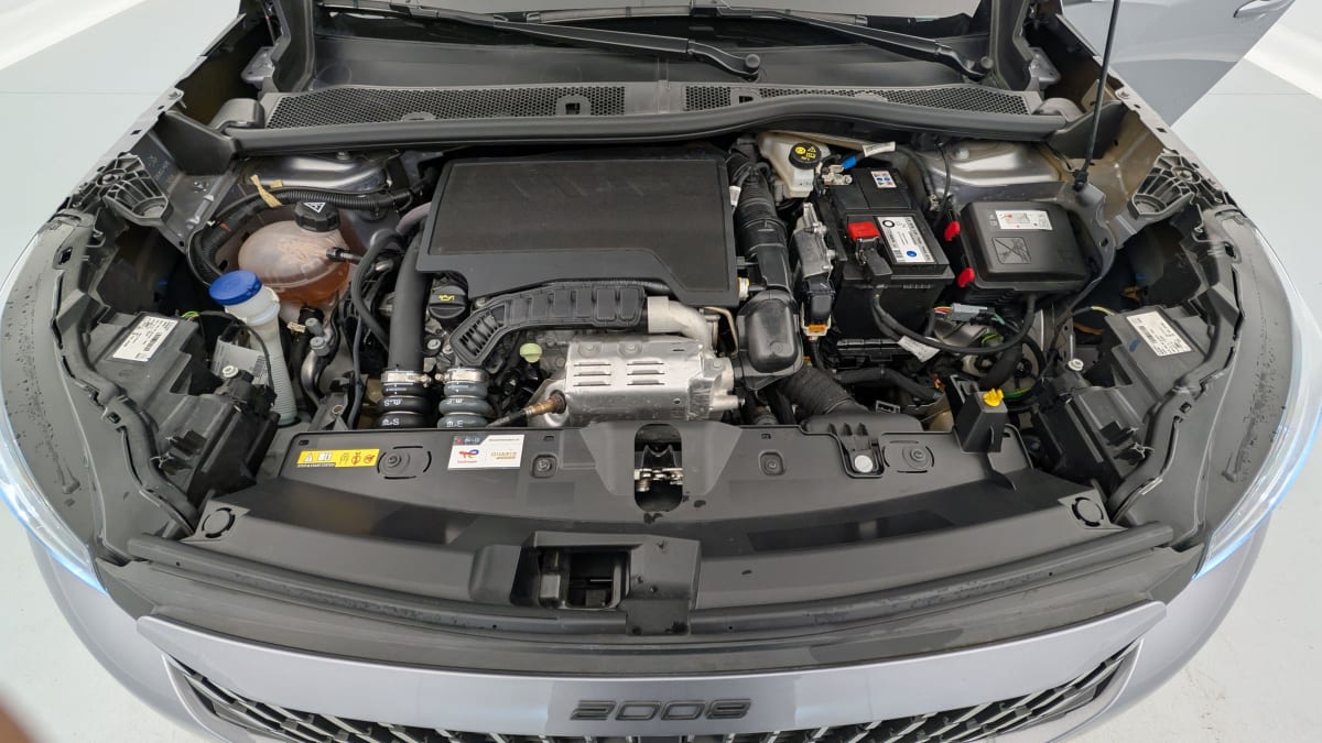 PEUGEOT 2008 PureTech 100 S S BVM6 Allure