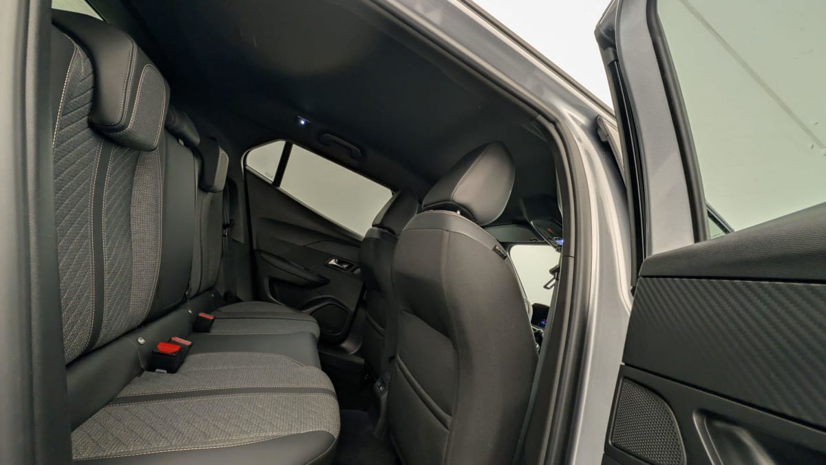 PEUGEOT 2008 PureTech 100 S S BVM6 Allure