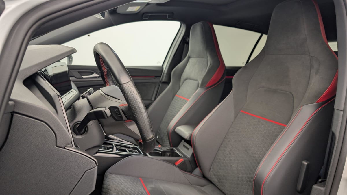 VOLKSWAGEN GOLF 2.0 TSI 300 DSG7 GTI CLUBSPORT