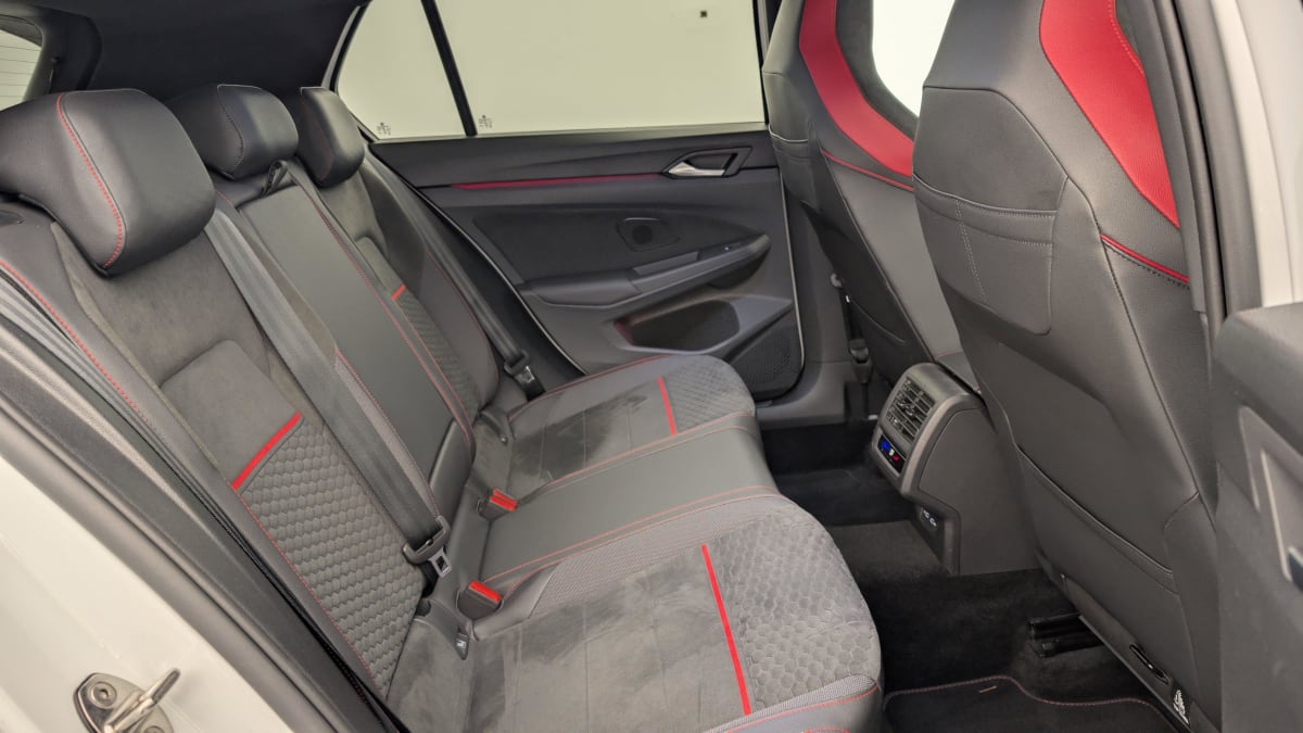 VOLKSWAGEN GOLF 2.0 TSI 300 DSG7 GTI CLUBSPORT