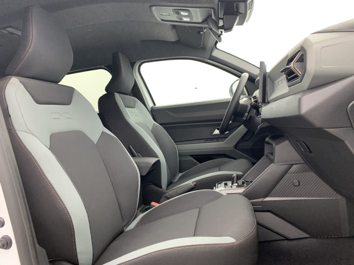DACIA DUSTER Hybrid 140 4x2 Extreme