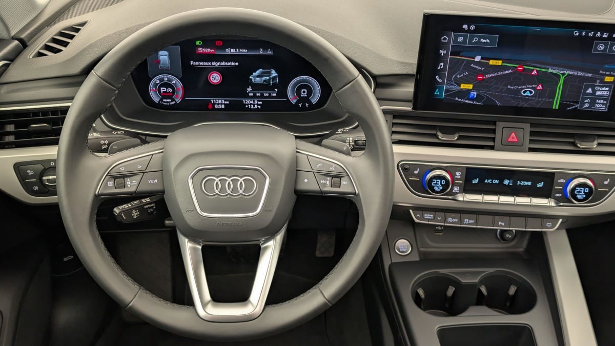 AUDI A4 AVANT 40 TDI 204 S TRONIC 7 BUSINESS EXECUTIVE