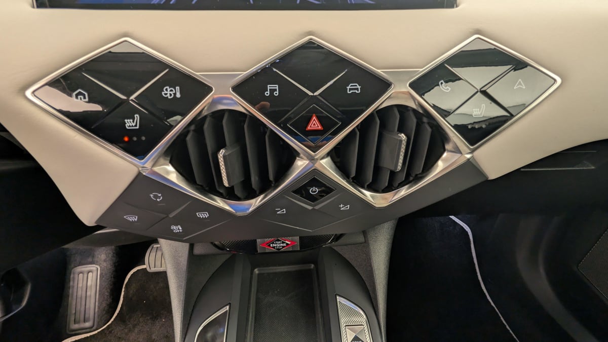 DS DS3 PureTech 130 EAT8 Esprit de Voyage