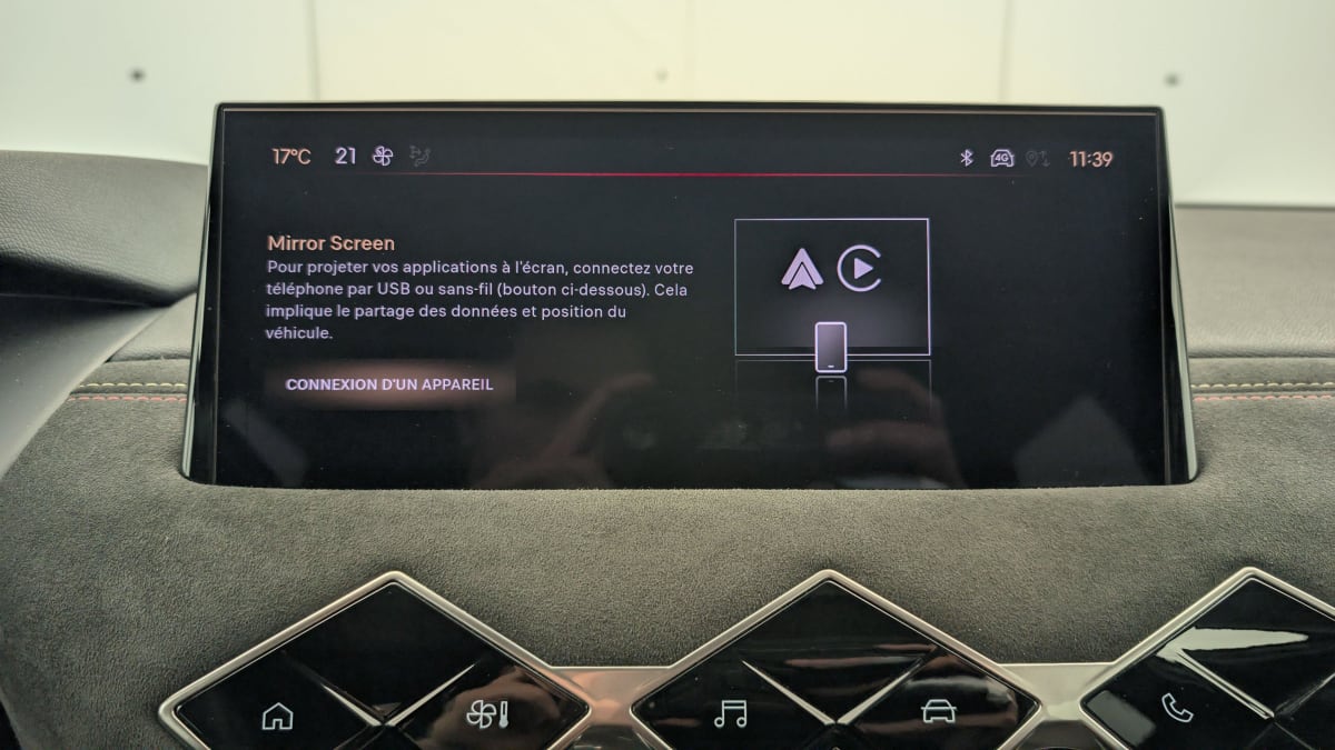 DS DS3 PureTech 130 EAT8 Performance Line