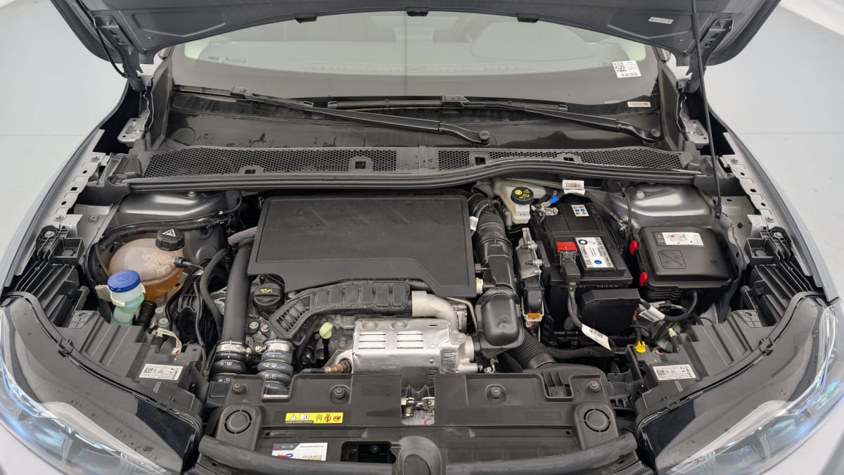 DS DS3 PureTech 130 EAT8 Performance Line