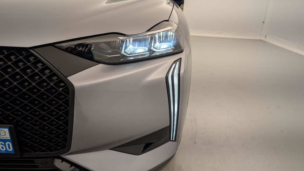 DS DS3 PureTech 130 EAT8 Performance Line
