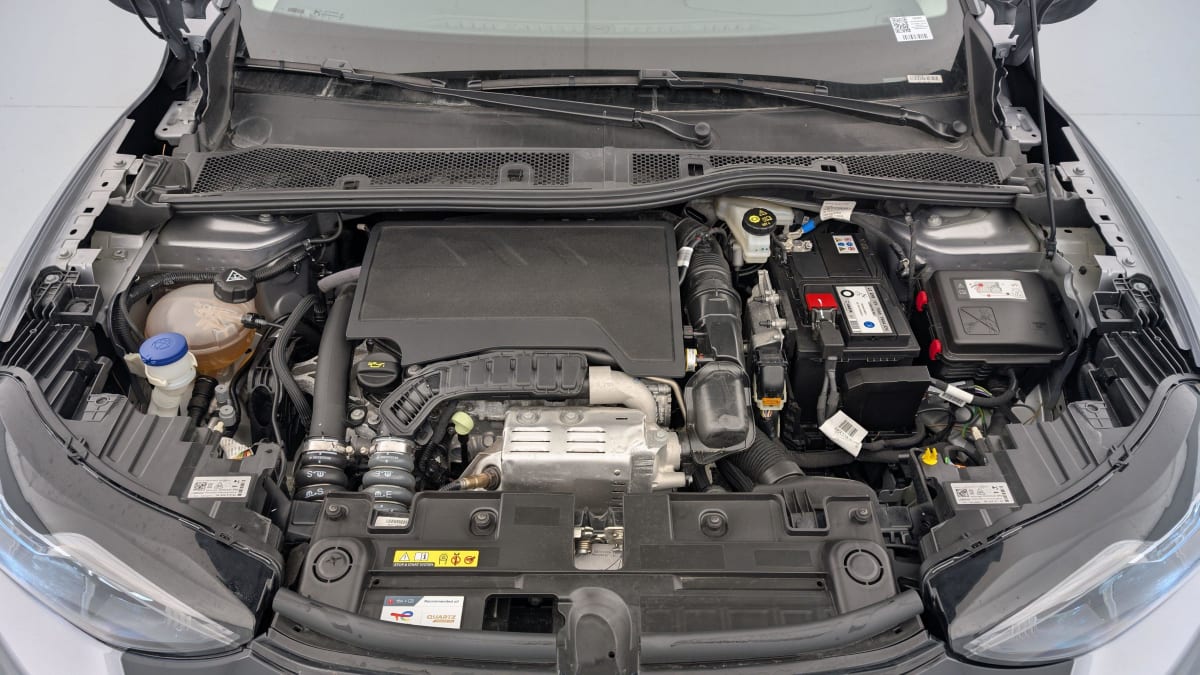 DS DS3 PureTech 130 EAT8 Performance Line