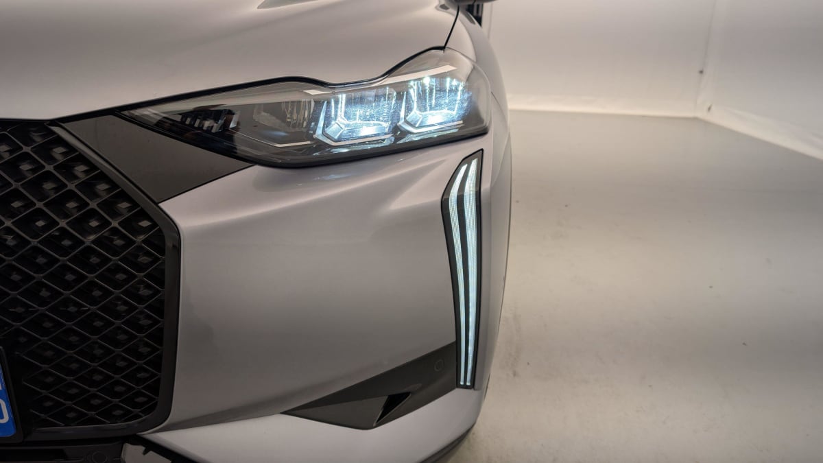 DS DS3 PureTech 130 EAT8 Performance Line