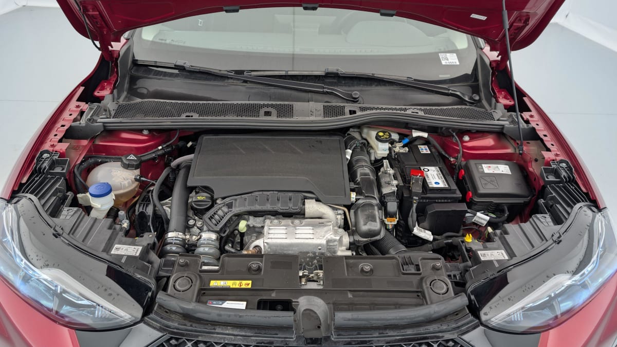 DS DS3 PureTech 130 EAT8 Performance Line