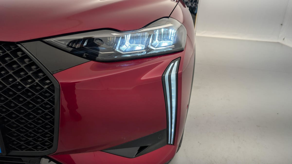 DS DS3 PureTech 130 EAT8 Performance Line